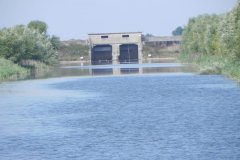 51.-Huntsill-Sluice-Sea-End