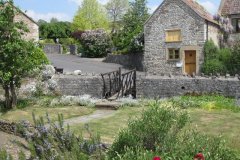 130bTownsend-Barn-Footbridge-A