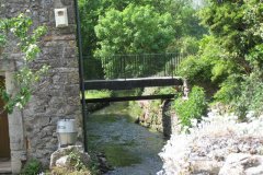 133Townsend-Barn-Footbridge-B