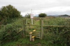 1a.-Pinhay-Rail-crossing