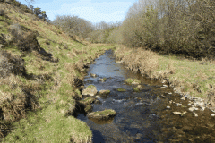 26. Flowing below Moorhouse Ridge
