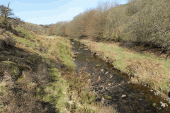 32. Flowing below Moorhouse Ridge