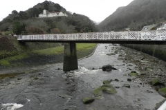 15. Riverside Road footbridge downstream face
