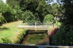 5.Pond-Cottage-Bridge-Footbridge