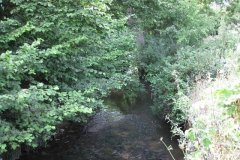 19.Looking-Upstream-from-Woodford-Farm-Accomodation-Bridge