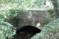 28.-Woodford-Bridge-Downstream-Arch
