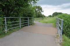 46.-Stop-Line-Way-Cycle-Route-Bridge