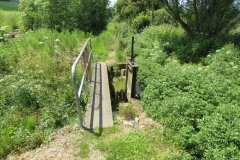 39.-Pudliegh-Mill-Sluice-footbridge