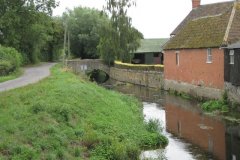 34.-Looking-Upstream-from-Hurn-Farm-Accomodation-Bridge