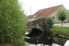 28.-Downstream-Arch-Willow-Bridge