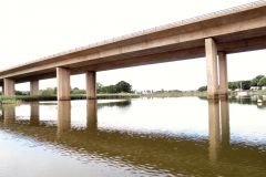 2.-M5-Motorway-Bridge-as-seen-by-boat-11