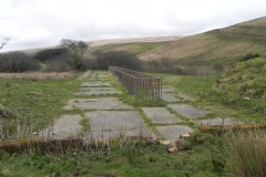 43a. Below Emmett's Grange