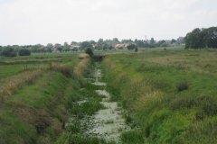Lookinmg-Downstream-from-Manor-Farm-Footbridge