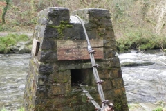 48. Debris Arresting Cable above Tarr Steps_640x480